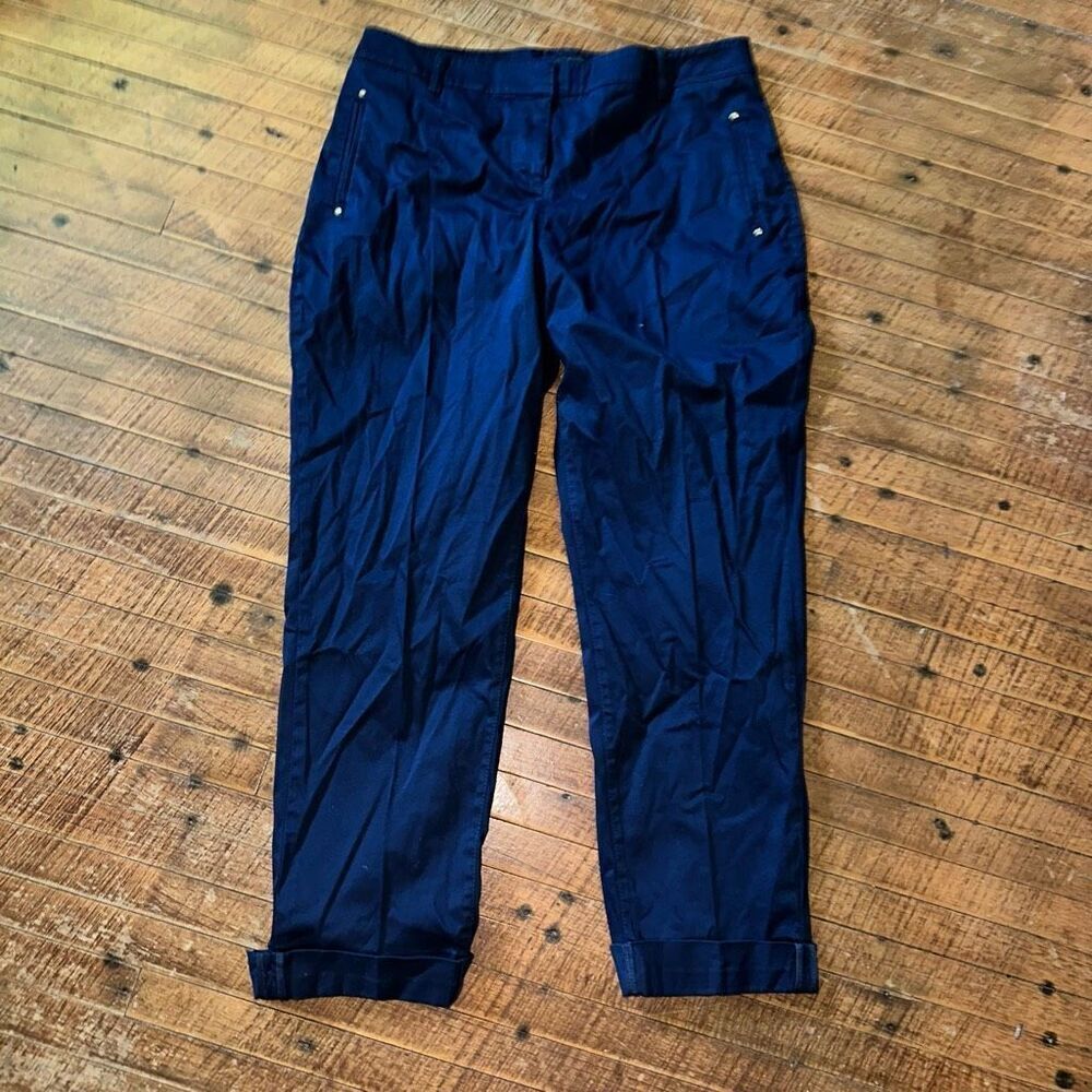 White House Black Market navy blue crop leg contour 6 slacks